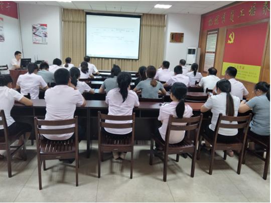 MK集团有限公司
顺利开展2019年工程系列 职称申报培训会